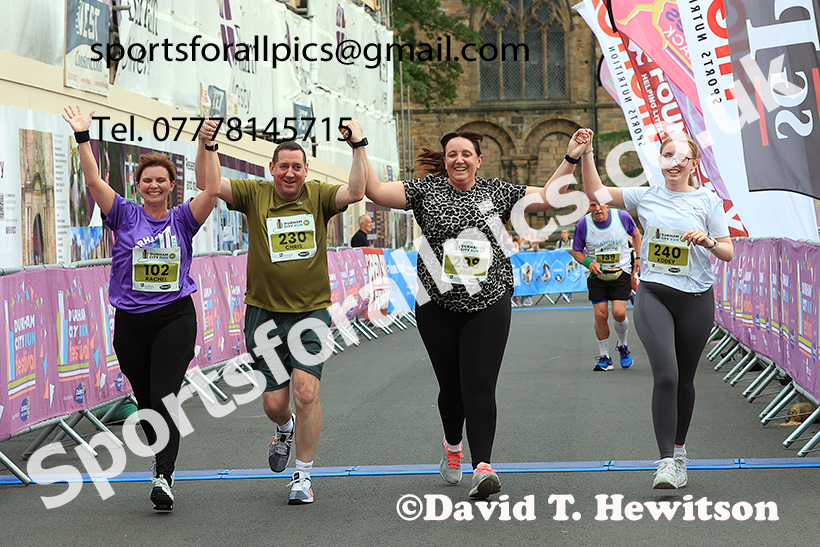 Durham City 5k, 2025 Durham City 5k and 10k, Durham.  Photo: David T. Hewitson/Sports for All Pics
